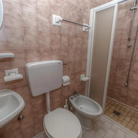 拉斯恩斯玛公寓 *