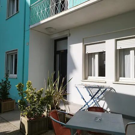 拉斯恩斯玛公寓 *